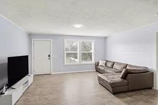 9491 Thorne Rd, Horton, MI 49246 - Photo 4