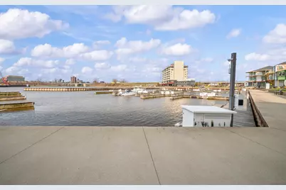 152 Mariners Cove, Saint Joseph, MI 49085 - Photo 4