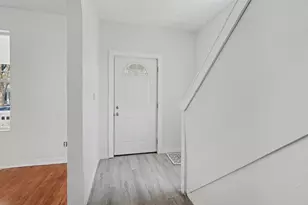 143 Delaware Ave, Muskegon, MI 49442 - Photo 8