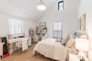 1041 Cambridge Dr SE, East Grand Rapids, MI 49506 - Photo 30