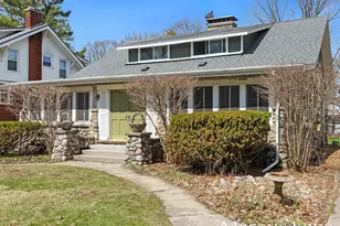 318 Sanborn Ave, Big Rapids, MI 49307 - Photo 2
