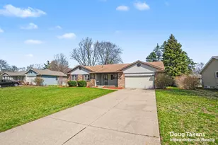 7500 Brower Ln, Jenison, MI 49428 - Photo 2