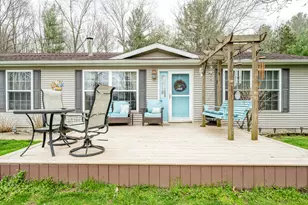 57601 70th St, Hartford, MI 49057 - Photo 2