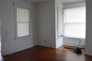 926 Cottage Ave, Kalamazoo, MI 49001 - Photo 4