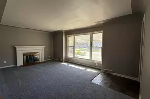 15305 Evergreen Ave, Eastpointe, MI 48021 - Photo 2