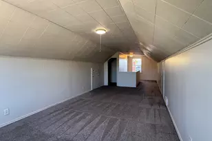 15305 Evergreen Ave, Eastpointe, MI 48021 - Photo 12