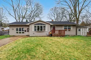 28 Troy St, Battle Creek, MI 49037 - Photo 1