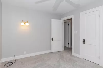 2412 Glenwood Drive, Kalamazoo, MI 49008 - Photo 20