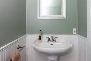 2412 Glenwood Dr, Kalamazoo, MI 49008 - Photo 6