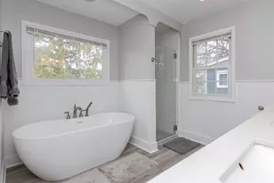 2412 Glenwood Dr, Kalamazoo, MI 49008 - Photo 26