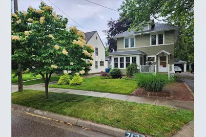 2412 Glenwood Drive, Kalamazoo, MI 49008 - Photo 2