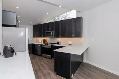 2412 Glenwood Drive, Kalamazoo, MI 49008 - Photo 4