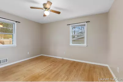 5520 Greenboro Drive SE, Grand Rapids, MI 49508 - Photo 14