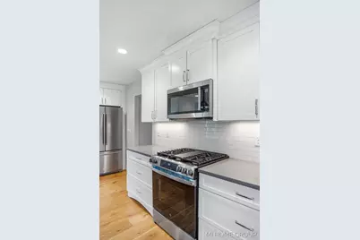 238 Foxdown Road, Holland, MI 49424 - Photo 32