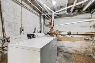 322 College Ave, Holland, MI 49423 - Photo 22