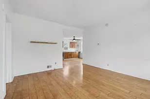 322 College Ave, Holland, MI 49423 - Photo 6