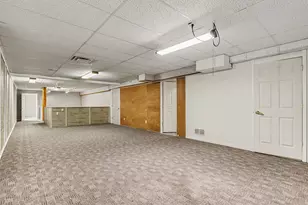 27580 Manchester Cir, Paw Paw, MI 49079 - Photo 16