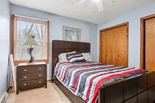 5790 Sandy Cove Dr, Kalamazoo, MI 49048 - Photo 16