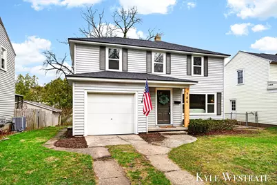 744 Grand Avenue NE, Grand Rapids, MI 49503 - Photo 2