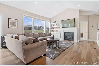 8367 Bauer Ridge Avenue, Jenison, MI 49428 - Photo 6