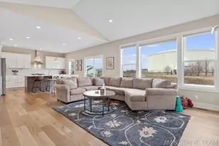 8367 Bauer Rdg Ave, Jenison, MI 49428 - Photo 8