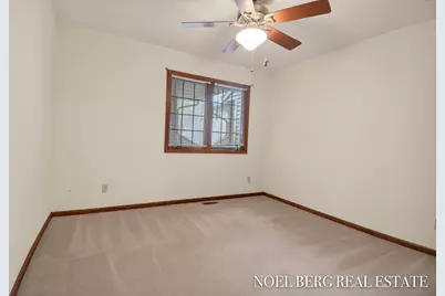 536 Tournament Circle #9, Norton Shores, MI 49444 - Photo 16
