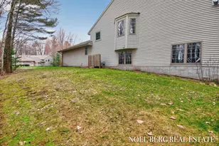 536 Tournament Cir, Norton Shores, MI 49444 - Photo 46