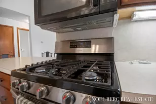 536 Tournament Cir, Norton Shores, MI 49444 - Photo 10