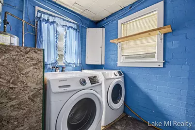 905 Dickinson Street SE, Grand Rapids, MI 49507 - Photo 8