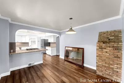 15008 Lakeshore Drive, Grand Haven, MI 49417 - Photo 24