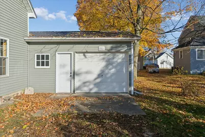 311 E Pine Street, Edmore, MI 48829 - Photo 6