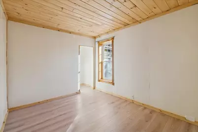 311 E Pine Street, Edmore, MI 48829 - Photo 16