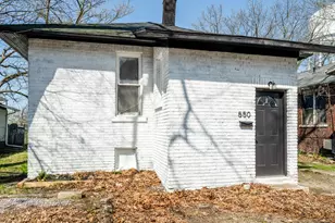 550 Sherman Ct, Benton Harbor, MI 49022 - Photo 2
