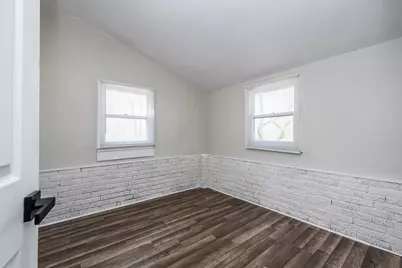 550 Sherman Court, Benton Harbor, MI 49022 - Photo 20