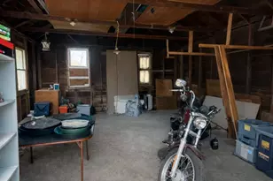 1091 N Benton Center Rd, Benton Harbor, MI 49022 - Photo 28