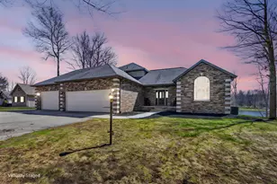 9613 Fawn Ridge Rd, Stanwood, MI 49346 - Photo 6
