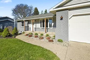 6593 Crownpointe Dr SW, Byron Center, MI 49315 - Photo 2