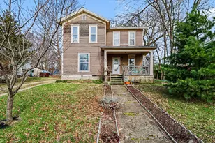 402 N Huron St, Albion, MI 49224 - Photo 2