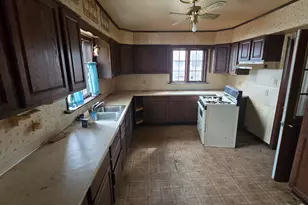 710 E Foster St, Ludington, MI 49431 - Photo 28