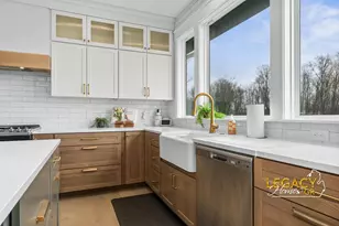 1923 Creekside Dr SW, Byron Center, MI 49315 - Photo 36