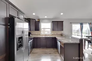 7077 Penn Ct, Portland, MI 48875 - Photo 10