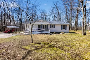 4161 Mockingbird Cir, Farwell, MI 48622 - Photo 4