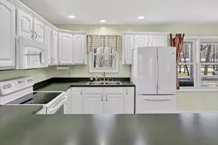 4161 Mockingbird Cir, Farwell, MI 48622 - Photo 12