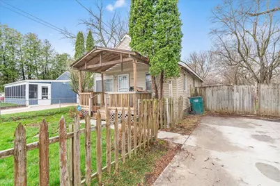 4924 Pleasant Grove Road, Lansing, MI 48910 - Photo 2