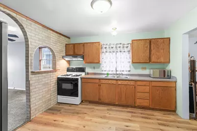 4924 Pleasant Grove Road, Lansing, MI 48910 - Photo 8