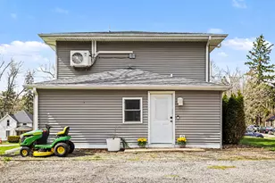 454 E Chicago St, Jonesville, MI 49250 - Photo 22