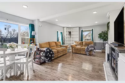 454 E Chicago Street, Jonesville, MI 49250 - Photo 4