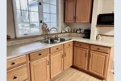 1019 Hidden Creek Drive #17, Norton Shores, MI 49441 - Photo 36