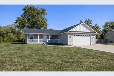135 Jeremy Street, Constantine, MI 49042 - Photo 2