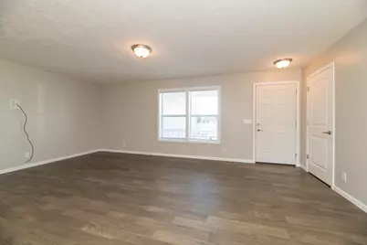 135 Jeremy Street, Constantine, MI 49042 - Photo 8